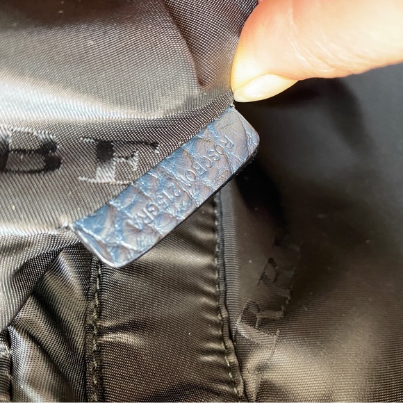 Burberry navy leather laptop bag - Picture 8 of 13